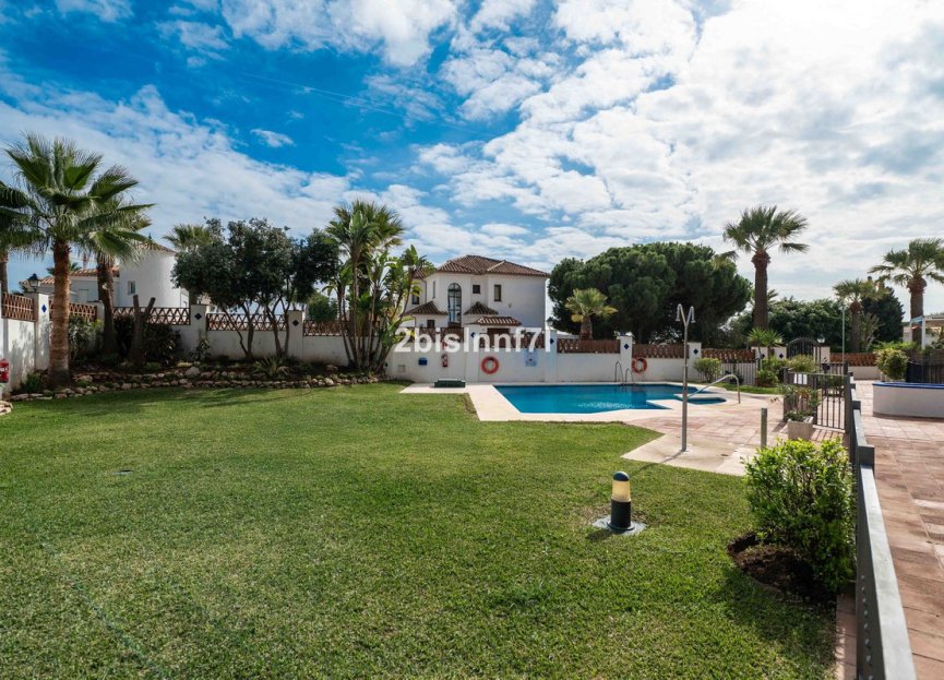 Resale - Apartment - Middle Floor Apartment - Marbella - Las Chapas