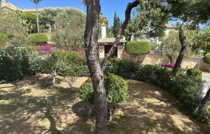 Resale - House - Semi-Detached House - Marbella - Sierra Blanca