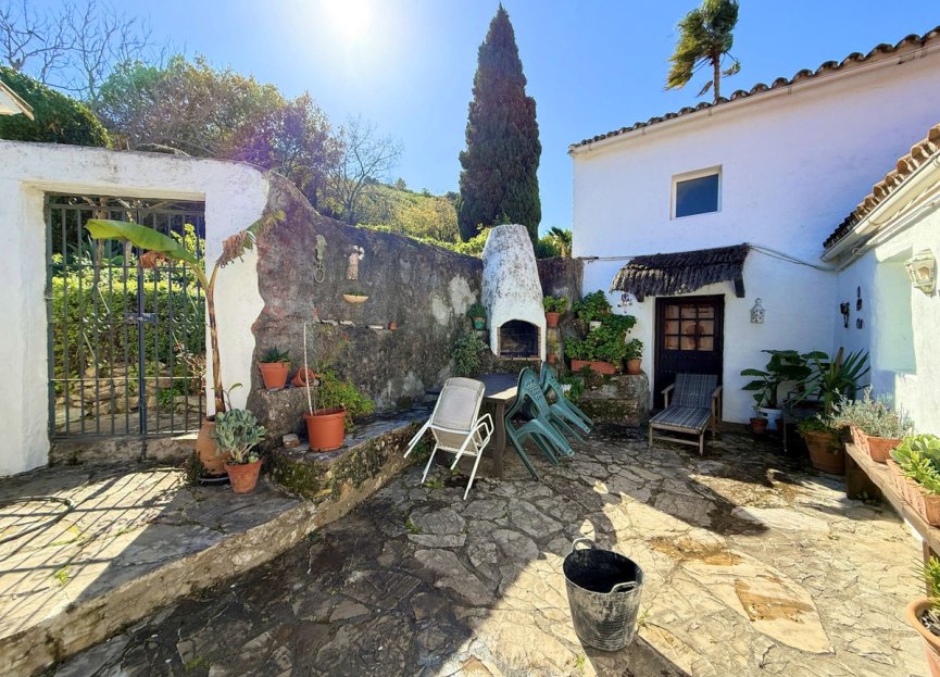 Resale - House - Detached Villa - Casares - Casares Centro