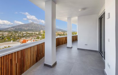 Resale - Apartment - Middle Floor Apartment - Marbella - Nueva Andalucia