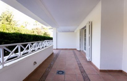 Resale - Apartment - Ground Floor Apartment - Marbella - Río Real