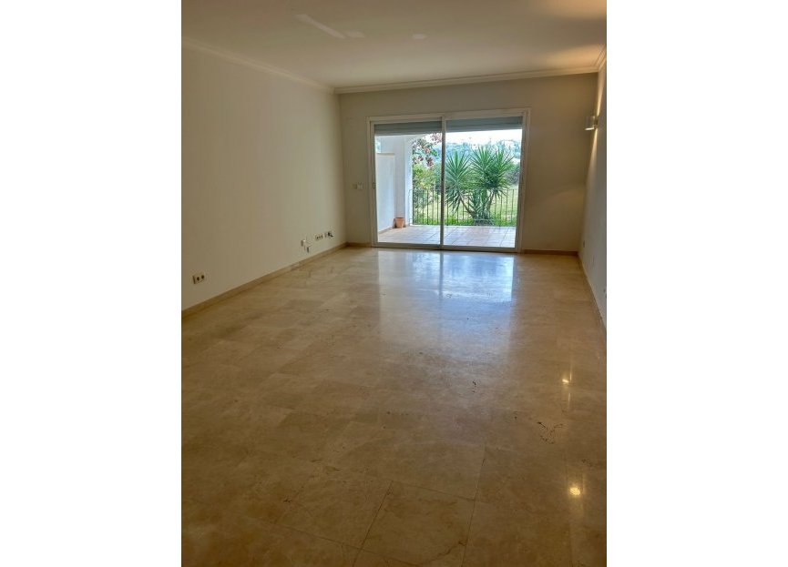 Resale - Apartment - Ground Floor Apartment - Benahavís - La Quinta