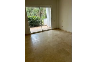 Resale - Apartment - Ground Floor Apartment - Benahavís - La Quinta