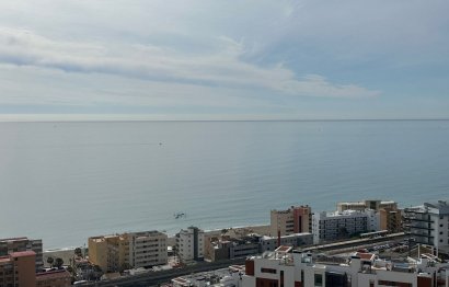 Resale - Apartment - Middle Floor Apartment - Fuengirola - Fuengirola Centro