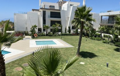 Resale - Apartment - Ground Floor Apartment - Marbella - Cabopino