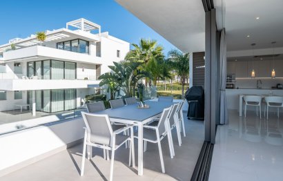 Resale - Apartment - Middle Floor Apartment - Estepona - Atalaya