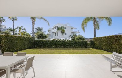 Resale - Apartment - Ground Floor Apartment - Estepona - Estepona Centro