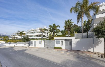 Resale - Apartment - Ground Floor Apartment - Estepona - Estepona Centro