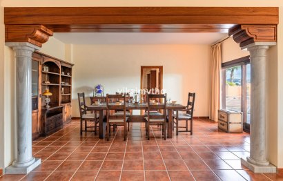 Reventa - House - Detached Villa - Benahavís - Benahavís Centro