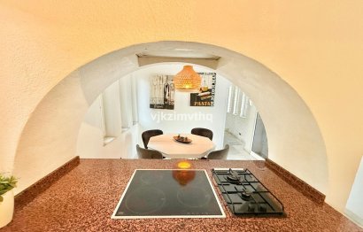 Resale - House - Detached Villa - Benalmádena - Benalmadena Pueblo