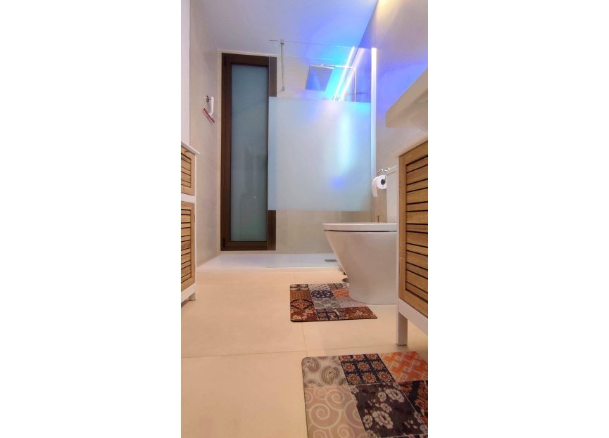 Resale - Apartment - Middle Floor Apartment - Casares - Casares Playa