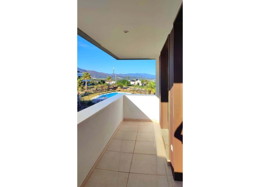 Resale - Apartment - Middle Floor Apartment - Casares - Casares Playa