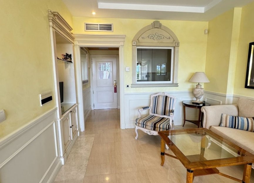 Resale - Apartment - Middle Floor Apartment - Marbella - The Golden Mile