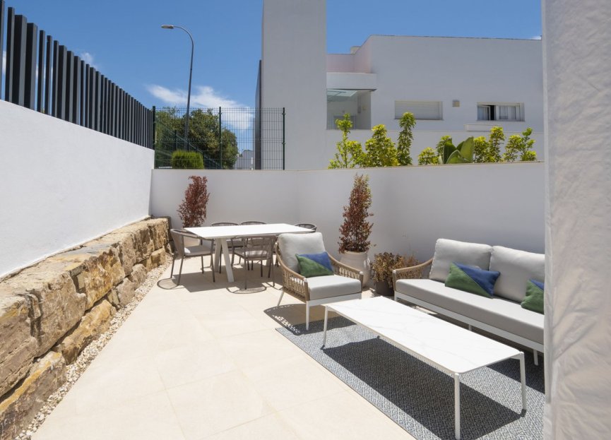 Resale - House - Townhouse - Marbella - Nueva Andalucia