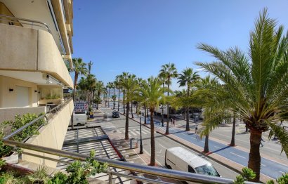 Resale - Apartment - Middle Floor Apartment - Marbella - Puerto Banús