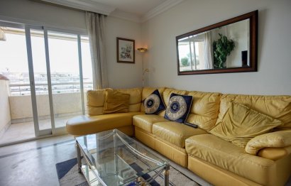 Resale - Apartment - Middle Floor Apartment - Marbella - Puerto Banús