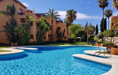 Resale - Apartment - Middle Floor Apartment - Estepona - Estepona Centro