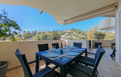 Resale - Apartment - Middle Floor Apartment - Marbella - Nueva Andalucia