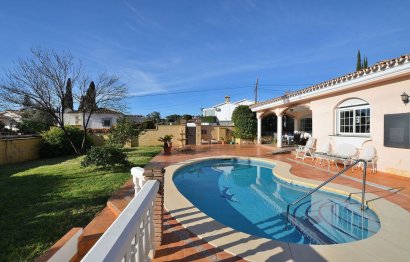 Resale - House - Detached Villa - Benalmádena - Benalmadena Pueblo