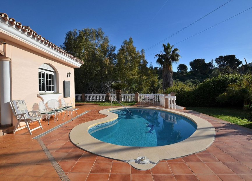 Resale - House - Detached Villa - Benalmádena - Benalmadena Pueblo