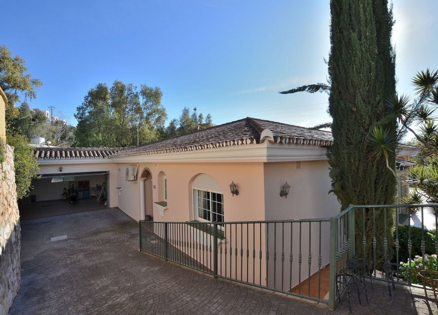 Resale - House - Detached Villa - Benalmádena - Benalmadena Pueblo