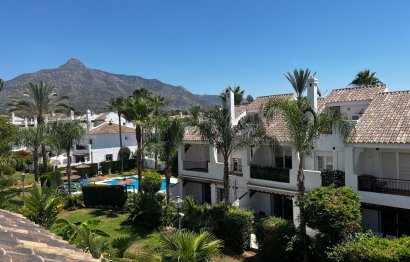 Resale - House - Townhouse - Marbella - Nueva Andalucia