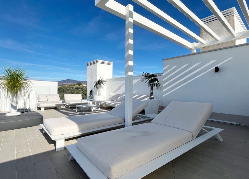 Resale - Apartment - Penthouse - Estepona - New Golden Mile