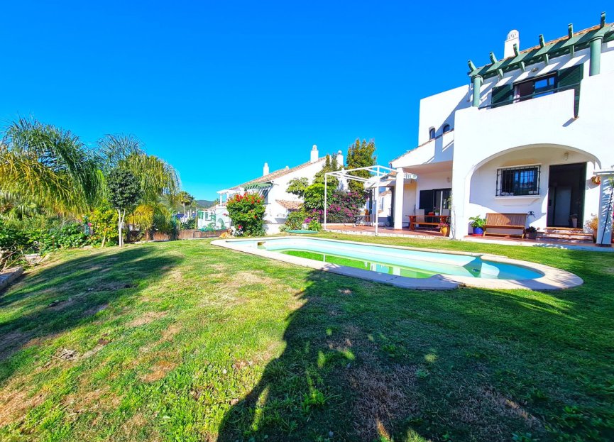 Resale - House - Semi-Detached House - Manilva - La Duquesa