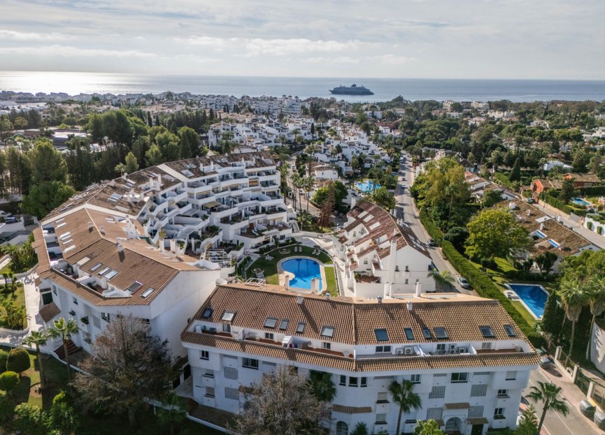 Reventa - Apartment - Middle Floor Apartment - Marbella - Nueva Andalucia