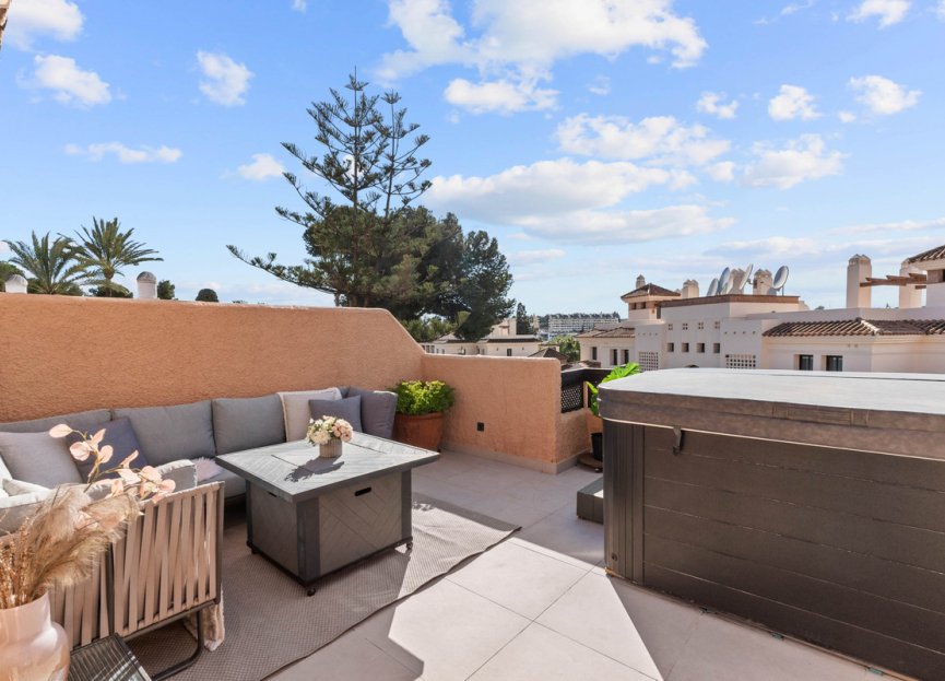 Resale - House - Townhouse - Marbella - Nueva Andalucia