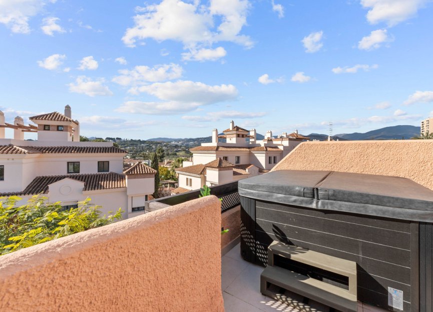 Resale - House - Townhouse - Marbella - Nueva Andalucia