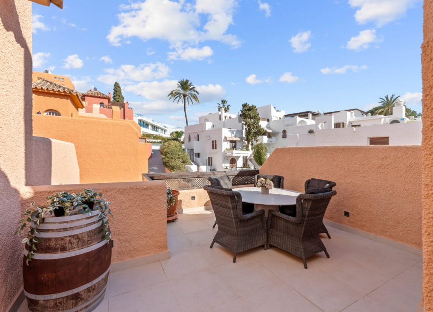 Resale - House - Townhouse - Marbella - Nueva Andalucia