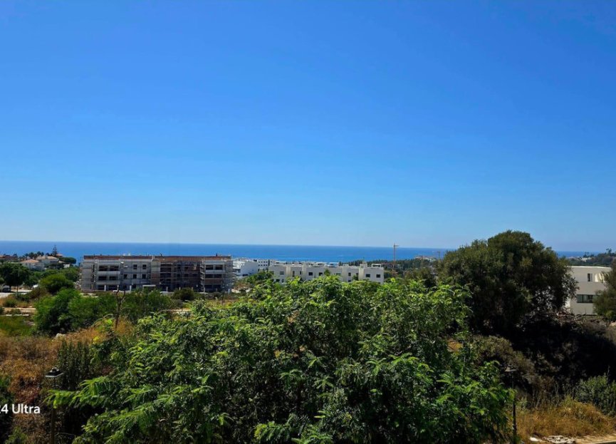 Resale - Apartment - Middle Floor Apartment - Estepona - Estepona Centro