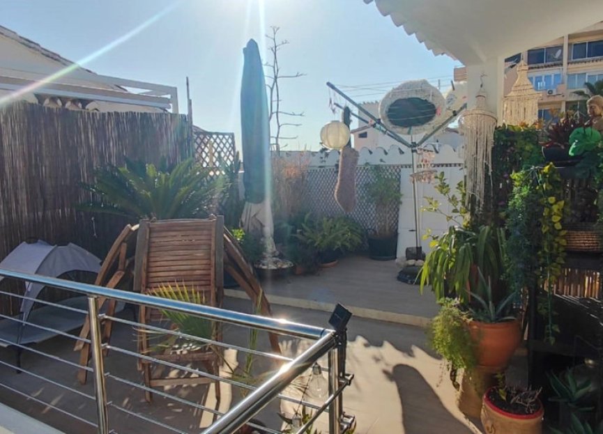 Resale - House - Semi-Detached House - Estepona - Estepona Centro