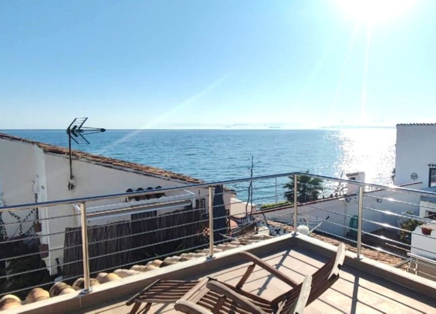 Resale - House - Semi-Detached House - Estepona - Estepona Centro