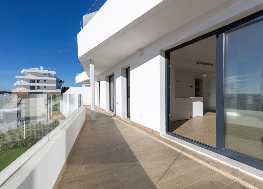 Resale - Apartment - Middle Floor Apartment - Estepona - Estepona Centro