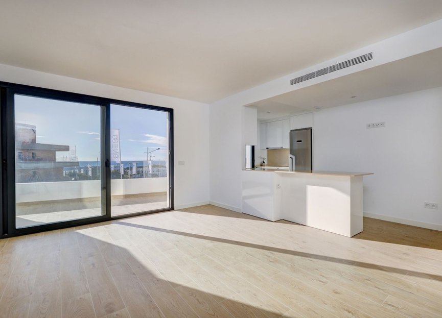 Resale - Apartment - Middle Floor Apartment - Estepona - Estepona Centro