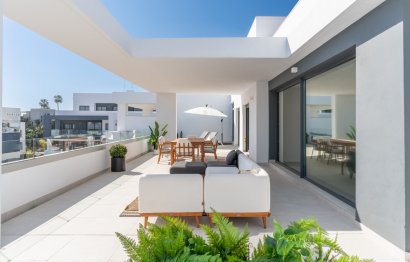 Resale - Apartment - Penthouse - Estepona - Estepona Centro