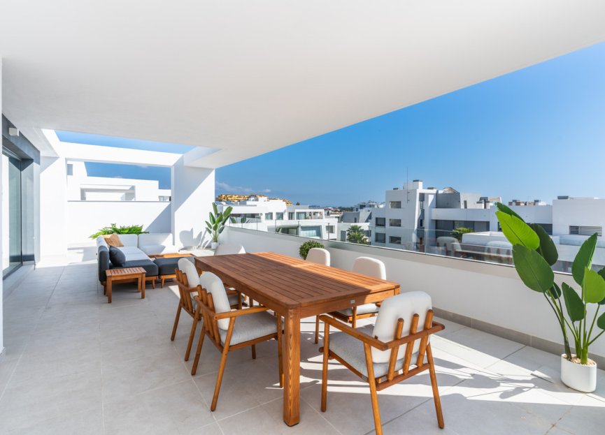 Resale - Apartment - Penthouse - Estepona - Estepona Centro