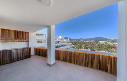 Resale - Apartment - Penthouse - Marbella - Nueva Andalucia