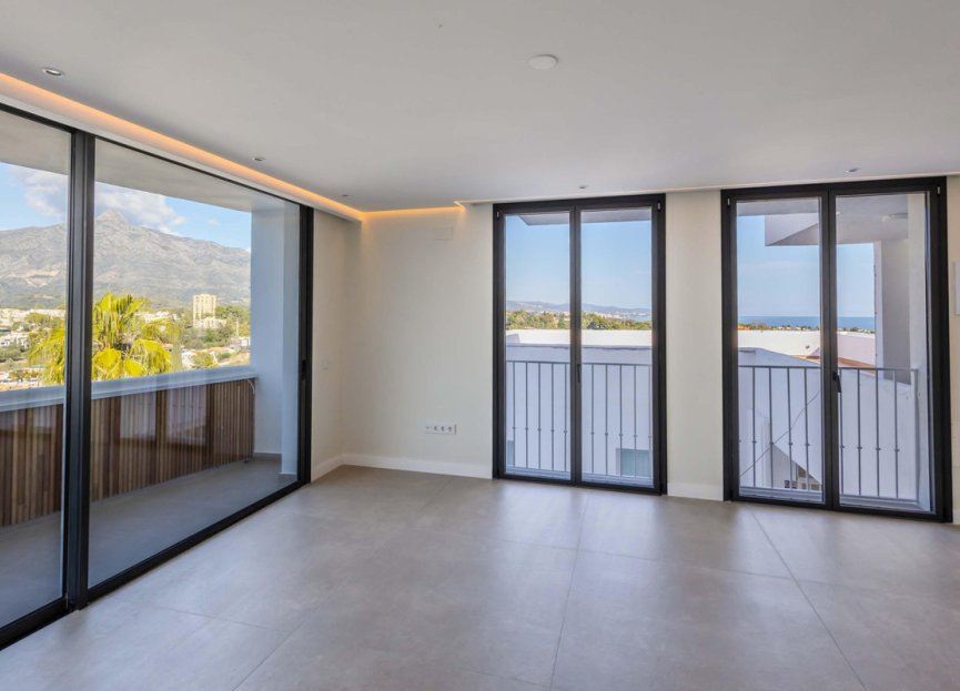 Resale - Apartment - Penthouse - Marbella - Nueva Andalucia