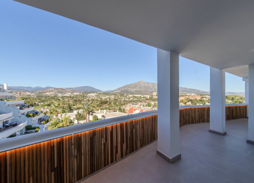 Resale - Apartment - Penthouse - Marbella - Nueva Andalucia