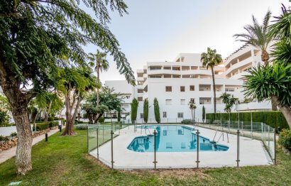 Resale - Apartment - Penthouse - Marbella - Nueva Andalucia