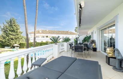 Resale - Apartment - Ground Floor Apartment - Marbella - Nueva Andalucia