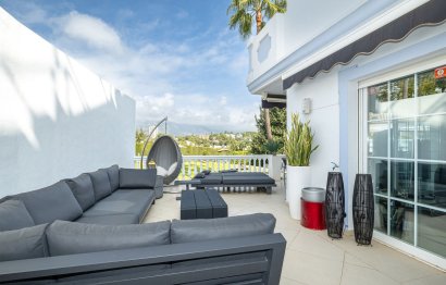 Resale - Apartment - Ground Floor Apartment - Marbella - Nueva Andalucia