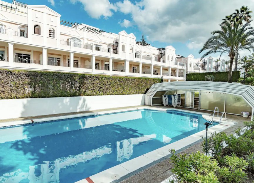 Resale - Apartment - Penthouse - Marbella - Nueva Andalucia