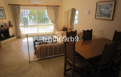 Resale - House - Semi-Detached House - Estepona - Benavista