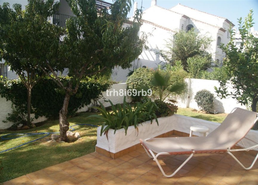 Resale - House - Semi-Detached House - Estepona - Benavista