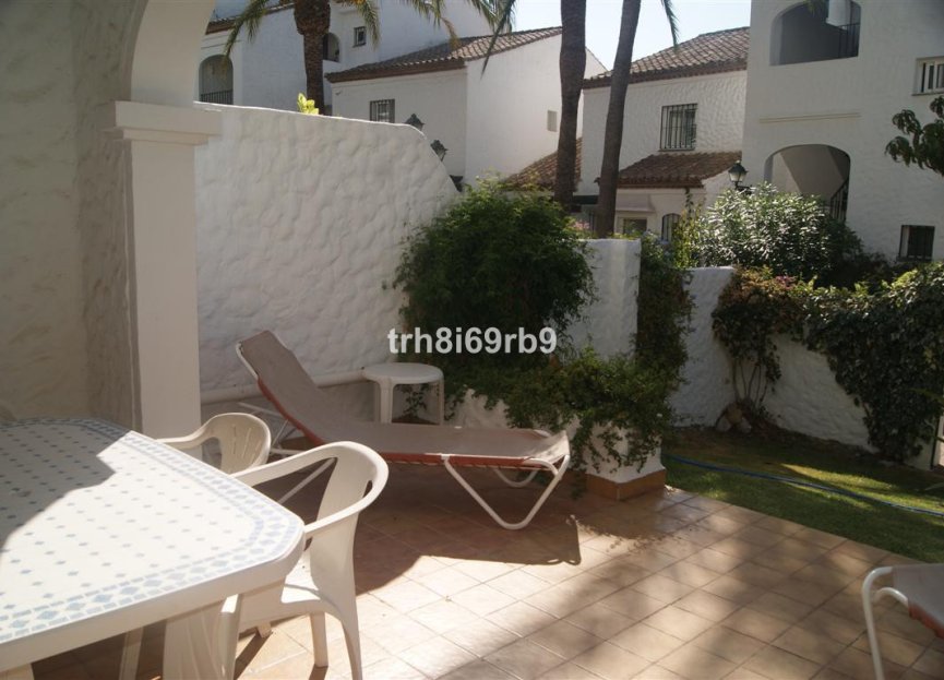 Resale - House - Semi-Detached House - Estepona - Benavista