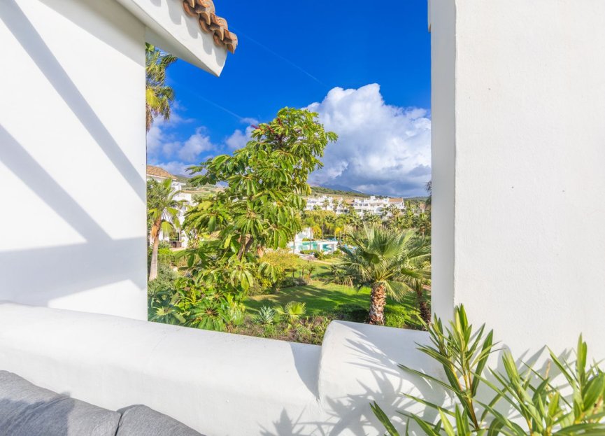 Resale - Apartment - Top Floor Apartment - Casares - Casares Centro